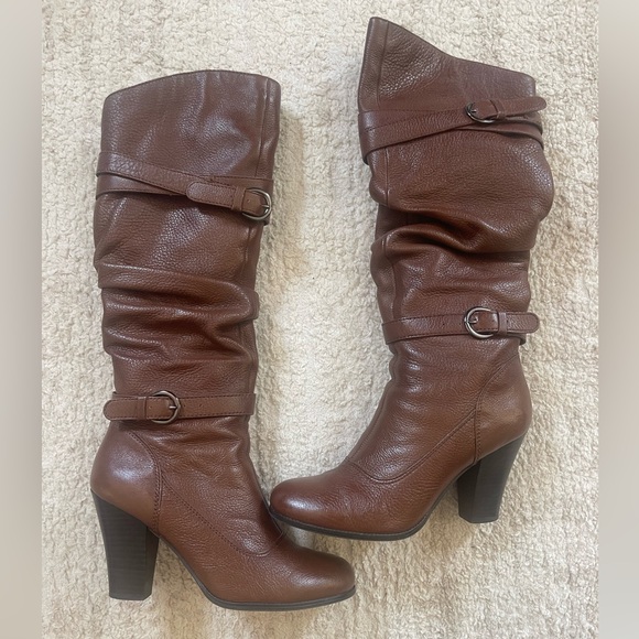 Steve Madden brown boots 7 1/2 - Picture 1 of 3